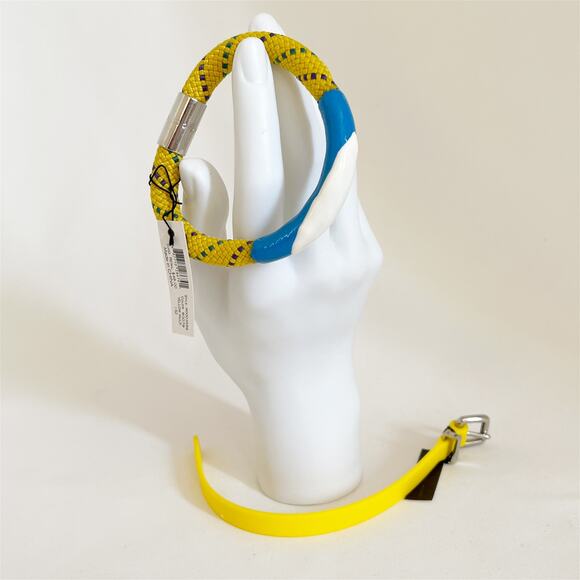 MARC JACOBS Bundle of Multicolor Rope Bangle and Silicone Buckle Bracelet NWT - Picture 4 of 7